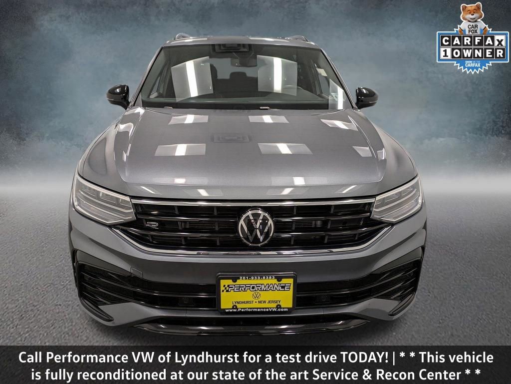 Used 2022 Volkswagen Tiguan SE R-Line AWD/4WD image 2