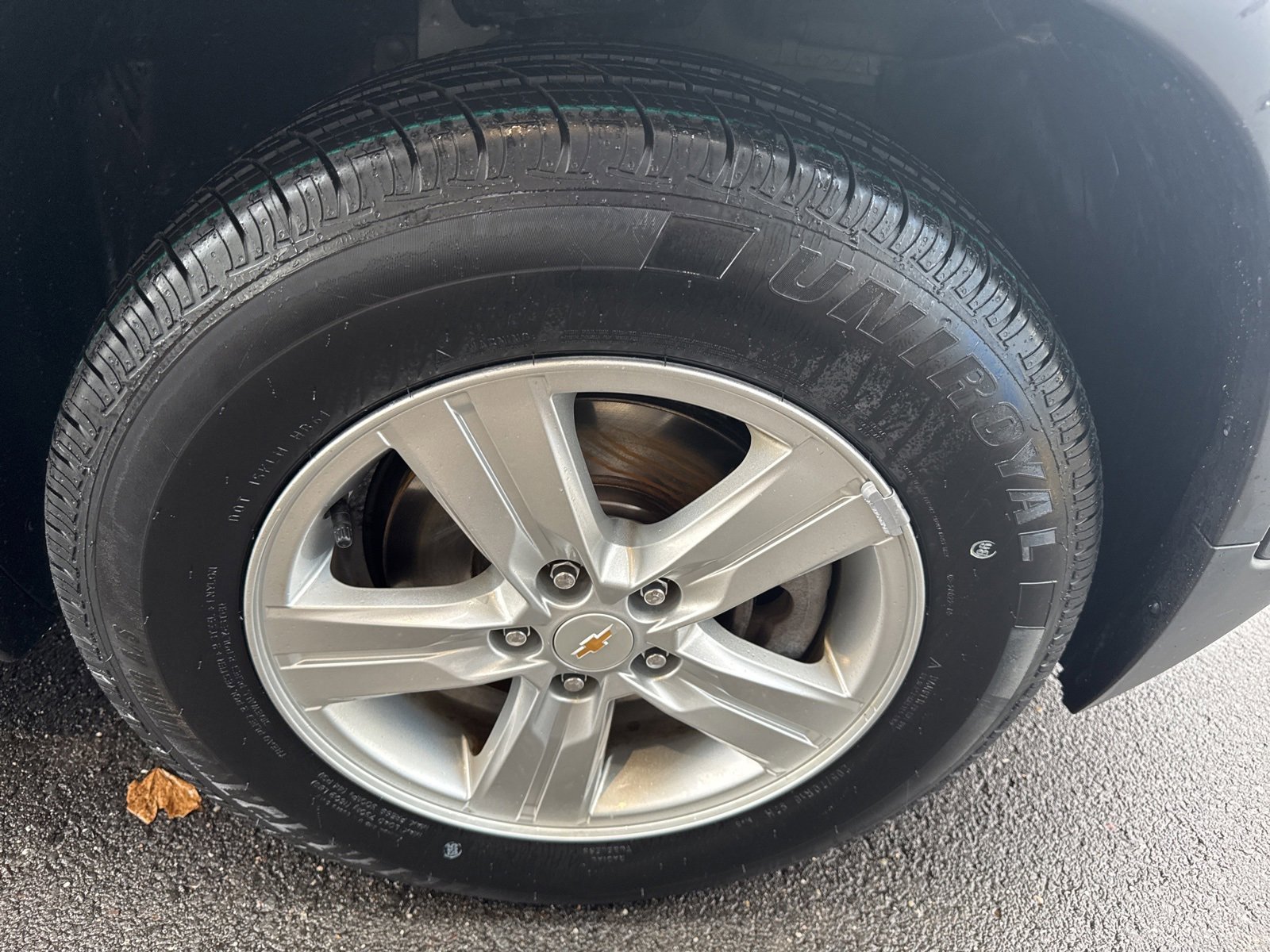 Used 2022 Chevrolet Trax LT w/ LT Convenience Package image 12