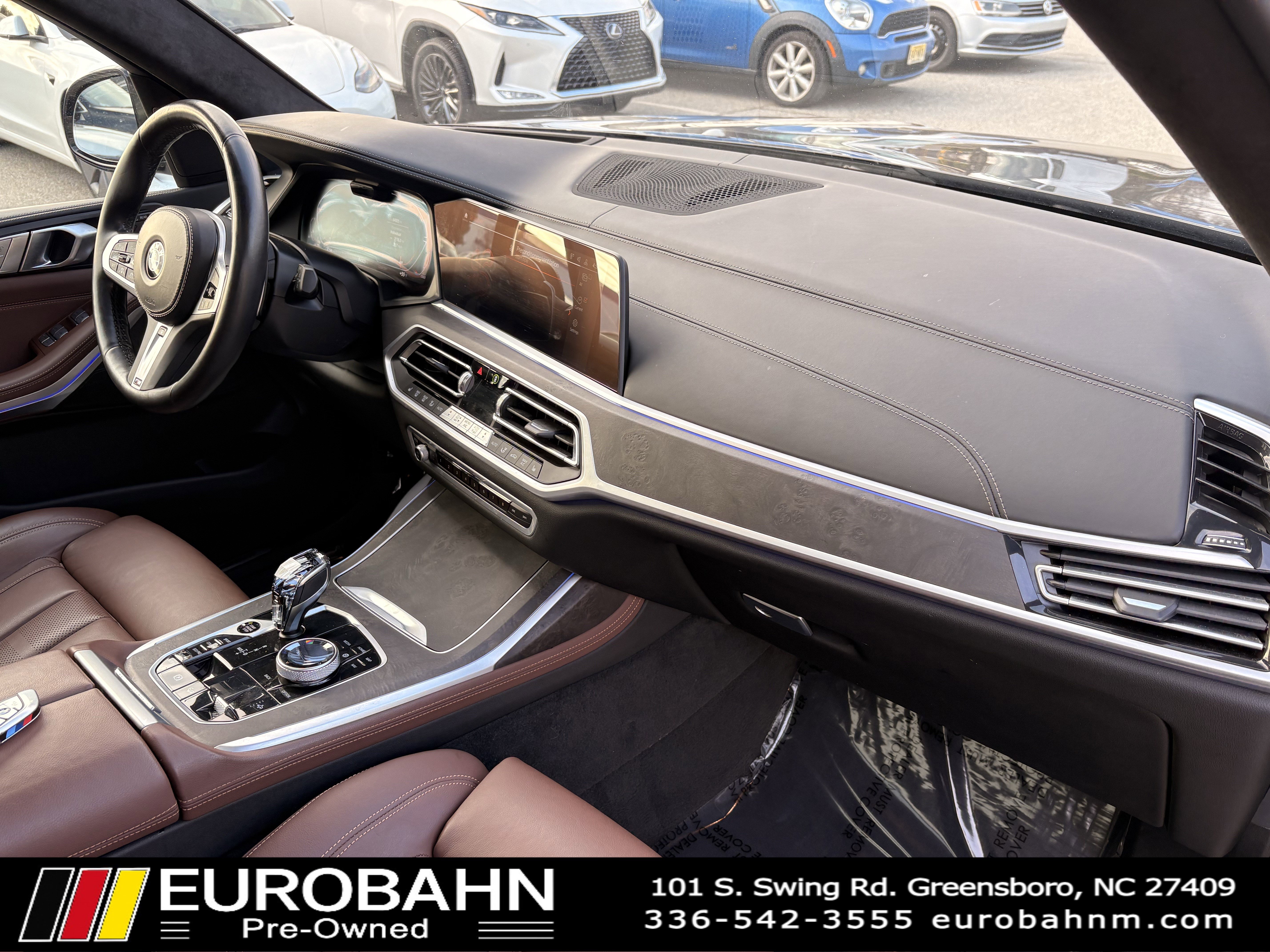 Used 2022 BMW X7 xDrive40i w/ M Sport Package image 18