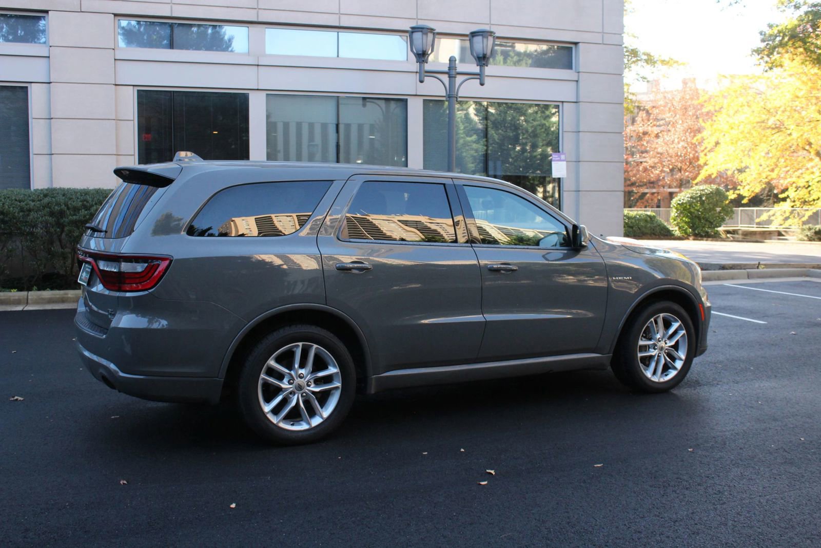 Used 2022 Dodge Durango R/T AWD/4WD image 9