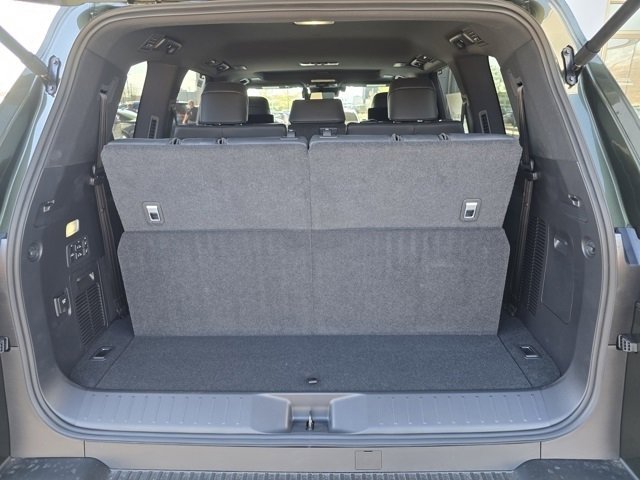 New 2026 Lexus LX 600 4WD w/ Luxury Package image 31