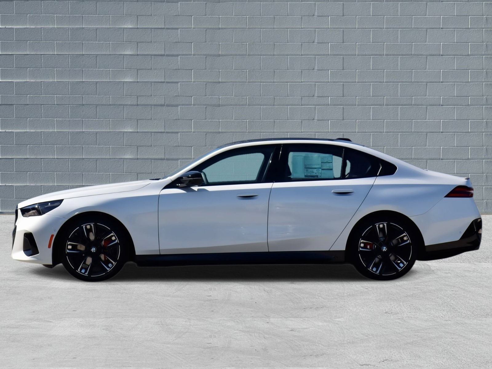 New 2025 BMW i5 M60 w/ Premium Package image 4