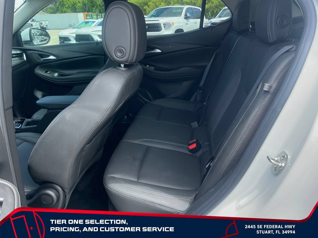 Used 2024 Buick Encore GX Sport Touring w/ Advanced Technology Package FWD image 10