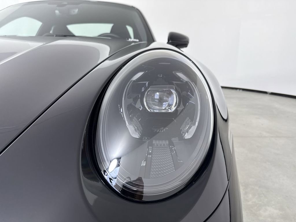 Certified 2025 Porsche 911 Carrera image 11
