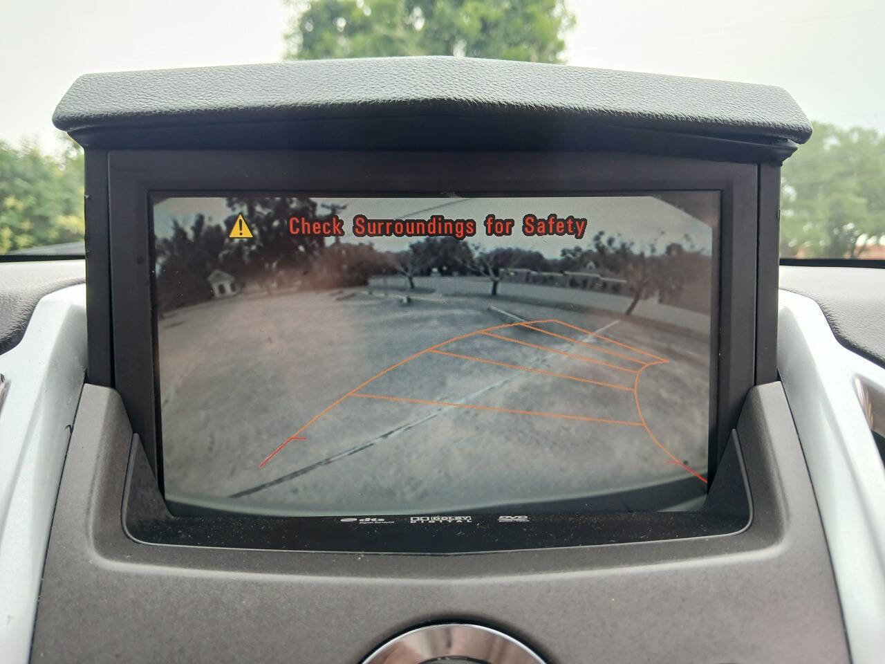Used 2010 Cadillac SRX Luxury FWD image 16