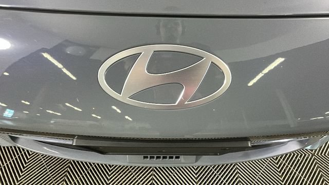 Used 2023 Hyundai Ioniq 6 SEL AWD/4WD image 8