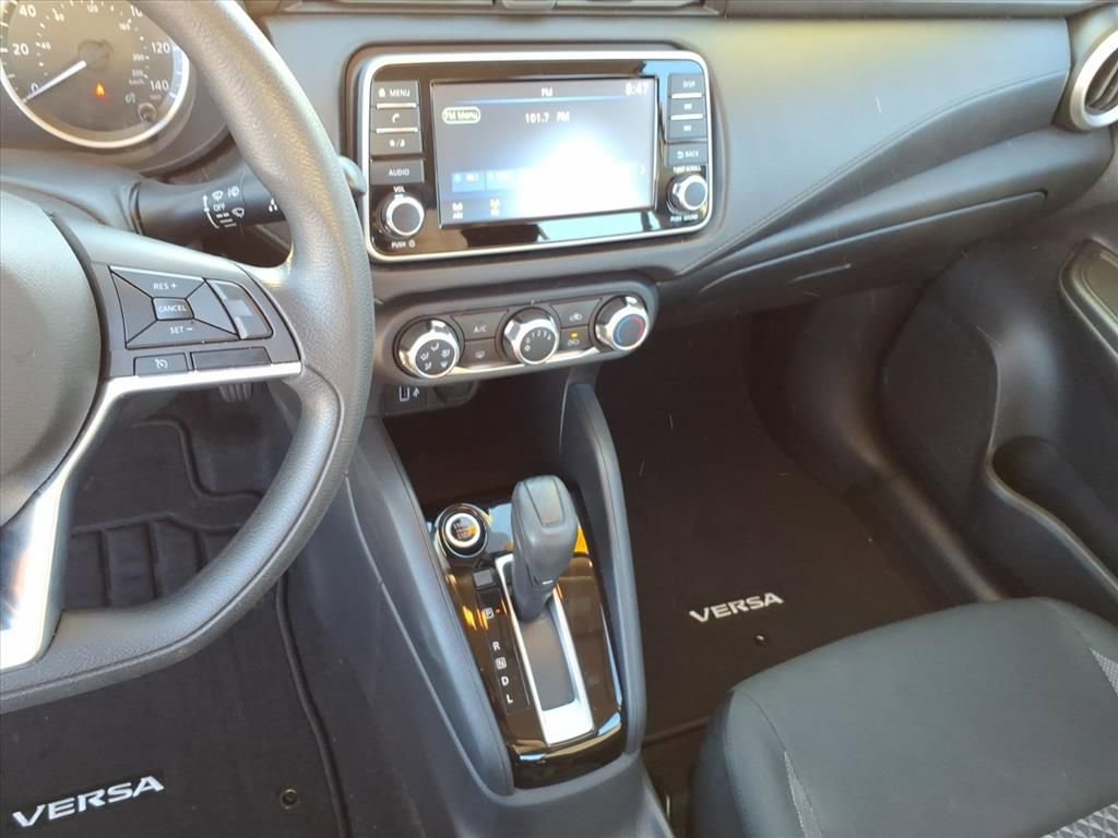 Used 2020 Nissan Versa S image 34