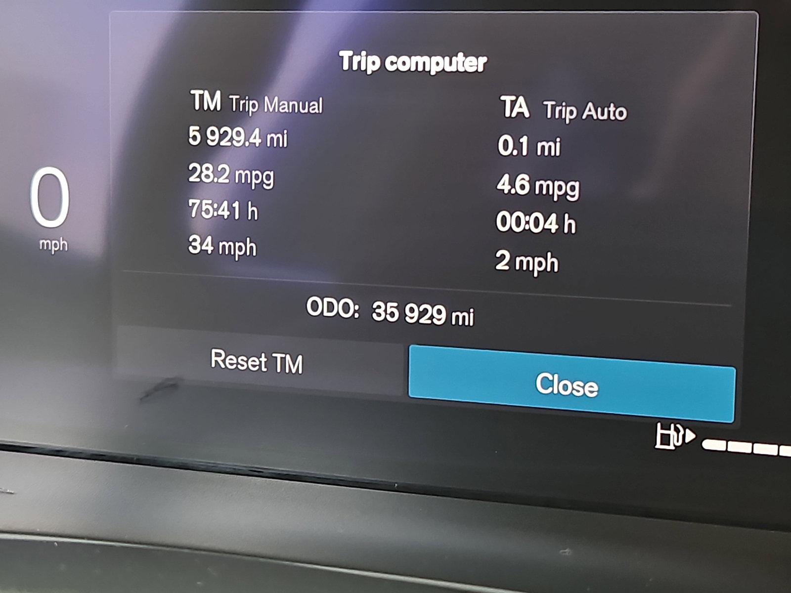 Certified 2023 Volvo XC40 B5 Plus w/ Driver Assist Package AWD/4WD image 21