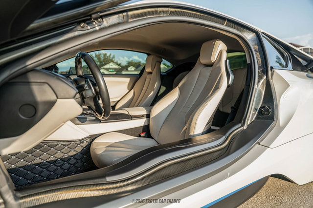 Used 2016 BMW i8 AWD/4WD image 22