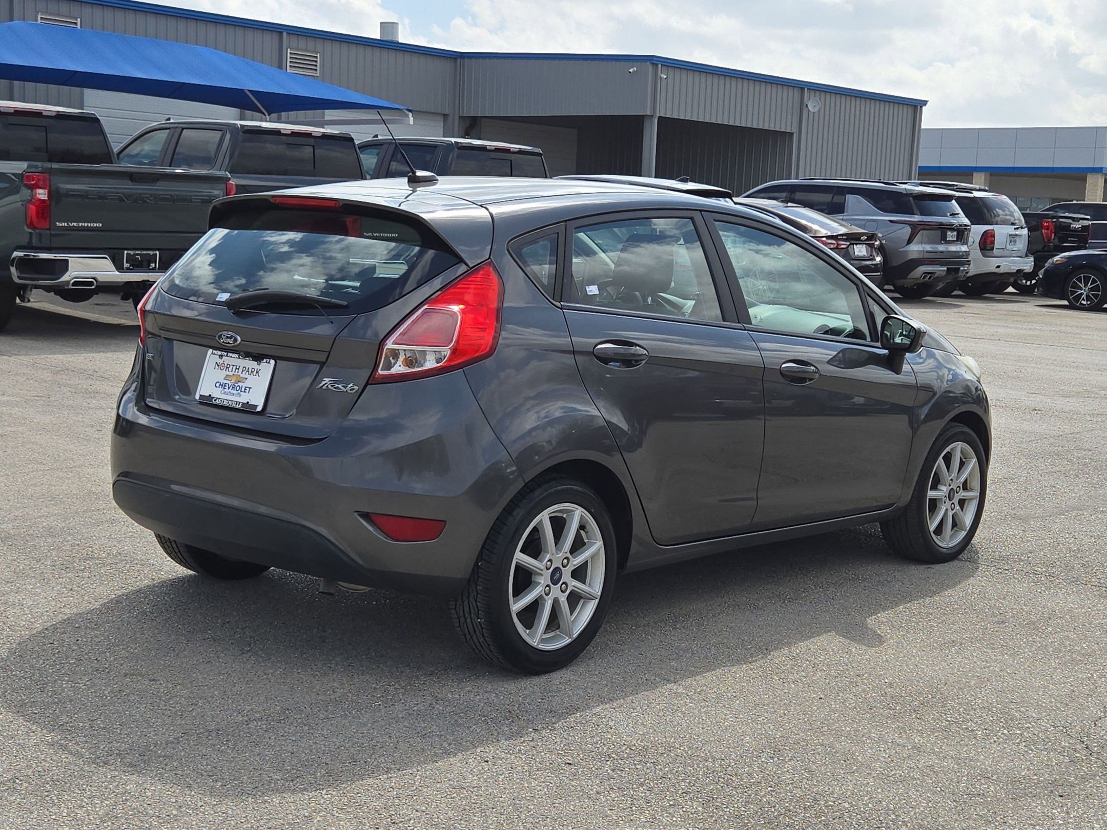 Used 2019 Ford Fiesta SE w/ Equipment Group 201A image 3