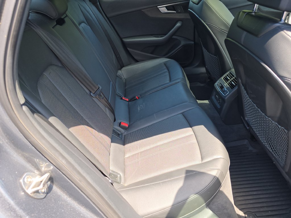 Used 2019 Audi A4 2.0T Prestige w/ Prestige Package AWD/4WD image 14