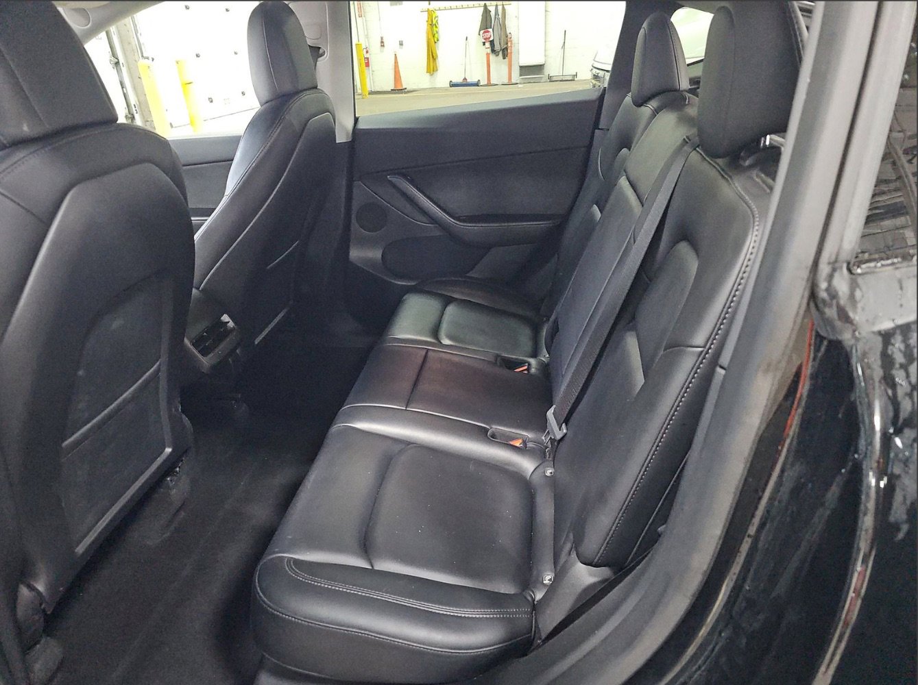 Used 2022 Tesla Model Y Performance AWD/4WD image 8