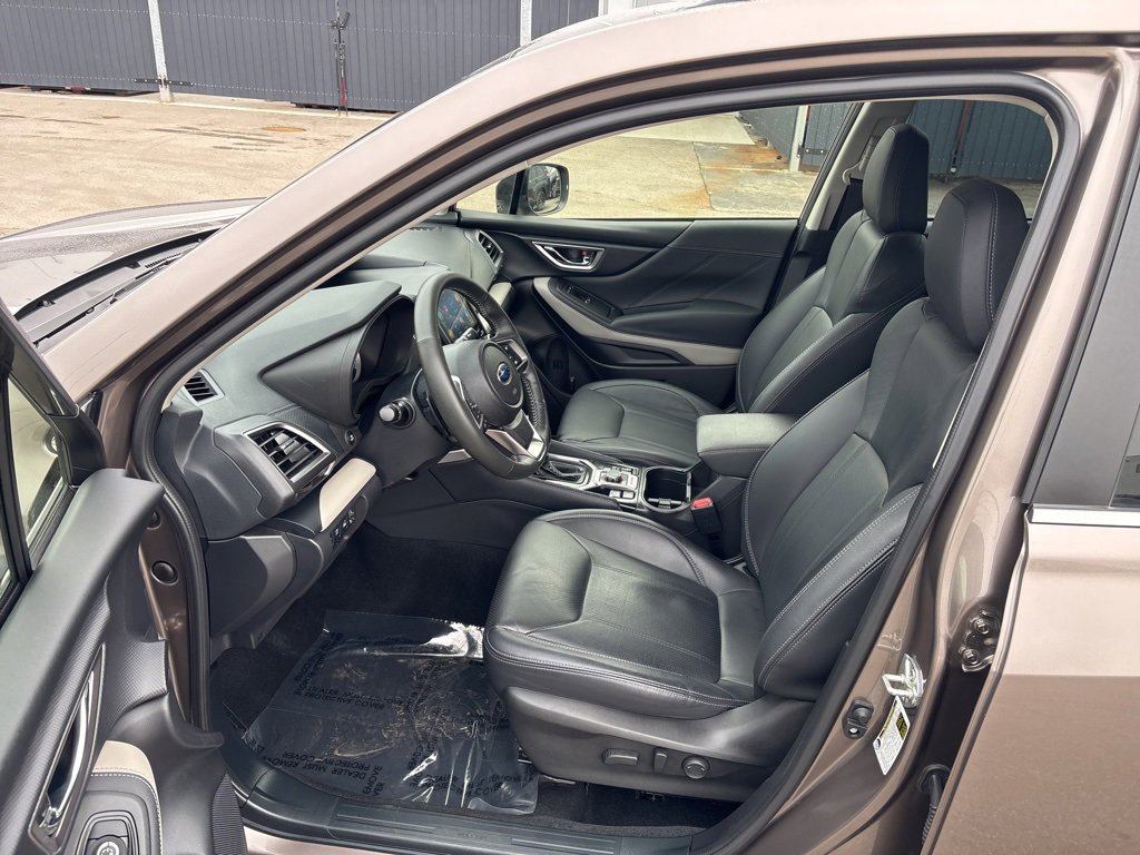 Certified 2023 Subaru Forester Limited image 9