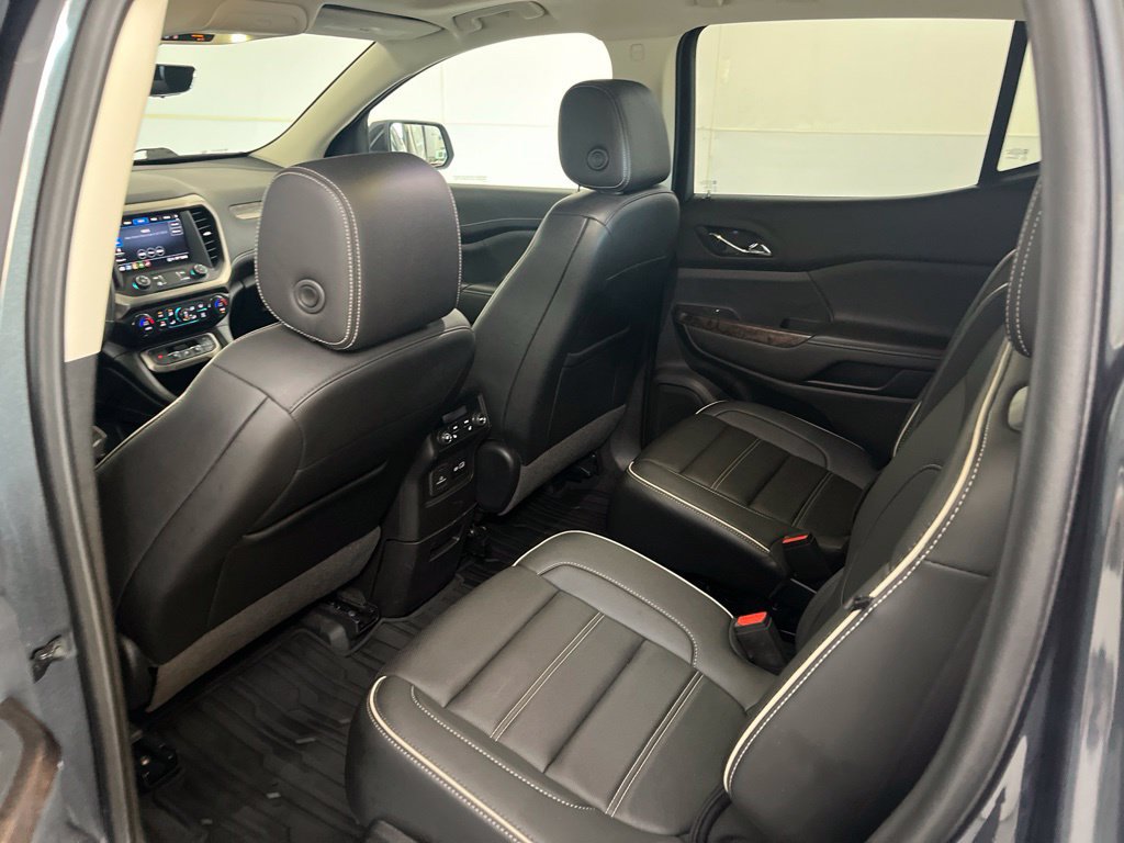Used 2022 GMC Acadia Denali AWD/4WD image 25