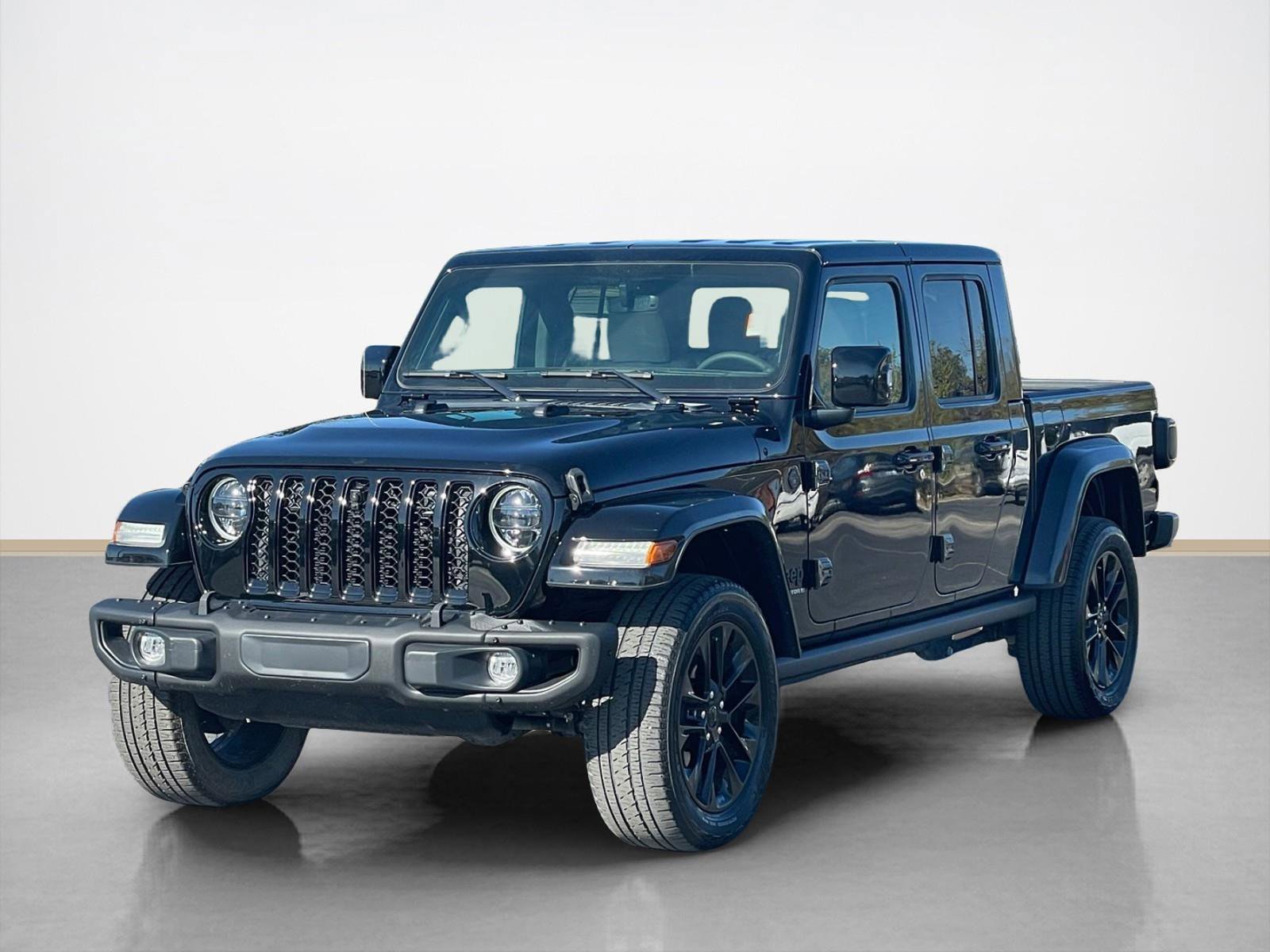 Used 2023 Jeep Gladiator Overland image 3