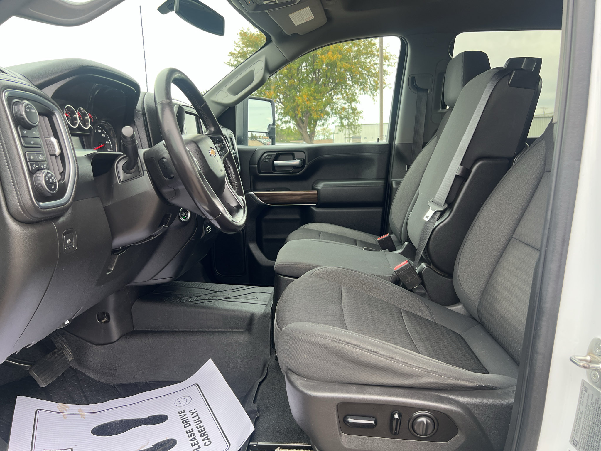 Used 2021 Chevrolet Silverado 2500 LT AWD/4WD image 6