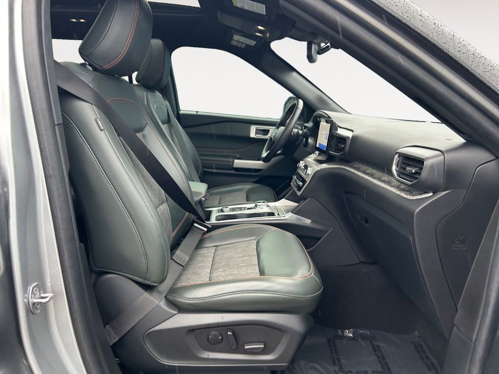 Used 2023 Ford Explorer Timberline w/ Timberline Technology Package image 10