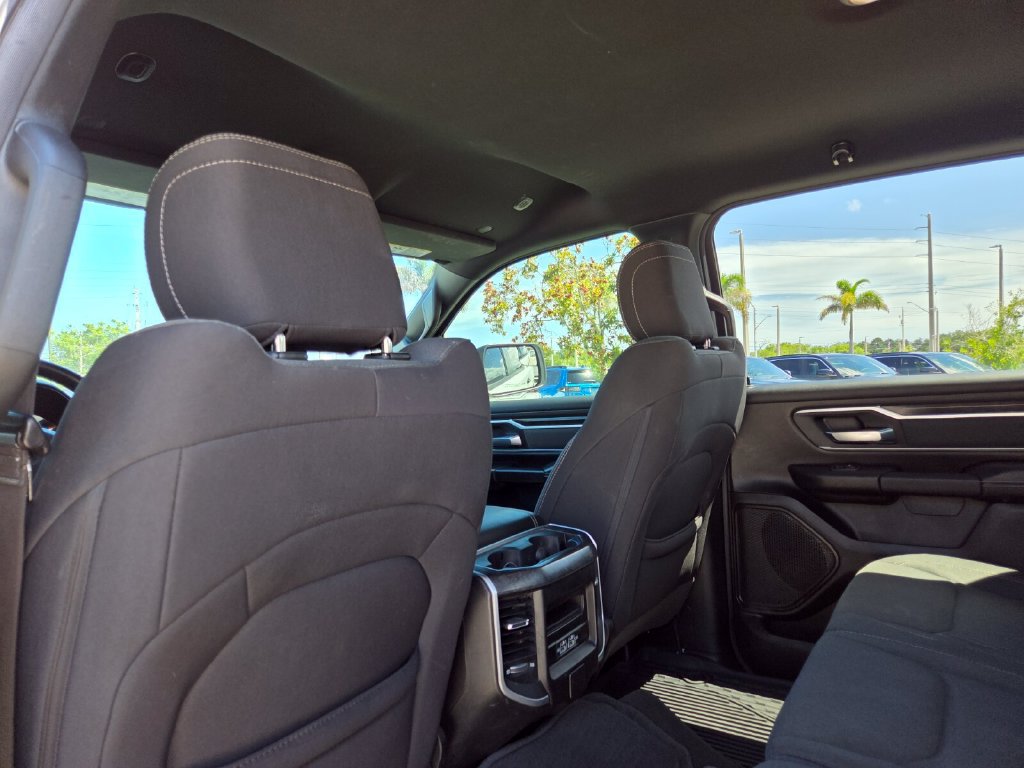 Used 2023 RAM 1500 Big Horn AWD/4WD image 23