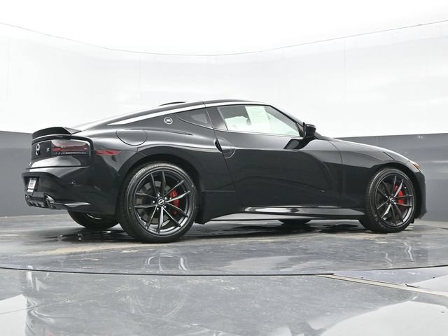 Used 2024 Nissan Z Performance w/ Floor Mat Package RWD image 24