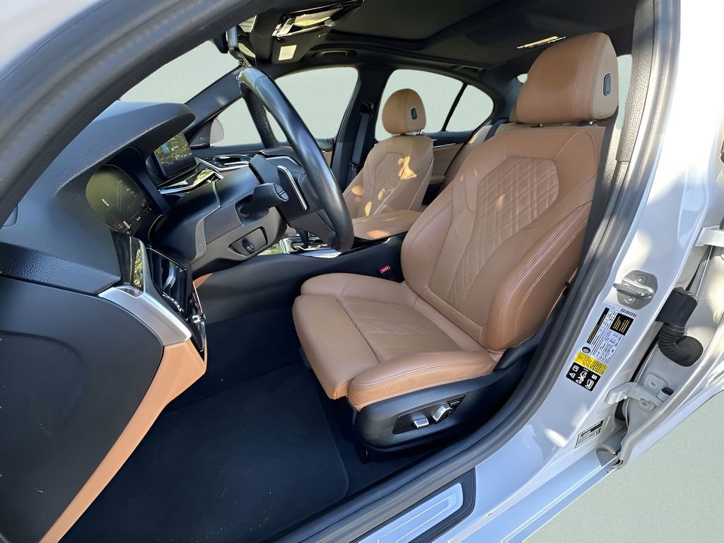 Certified 2023 BMW 530i xDrive w/ Premium Package image 16