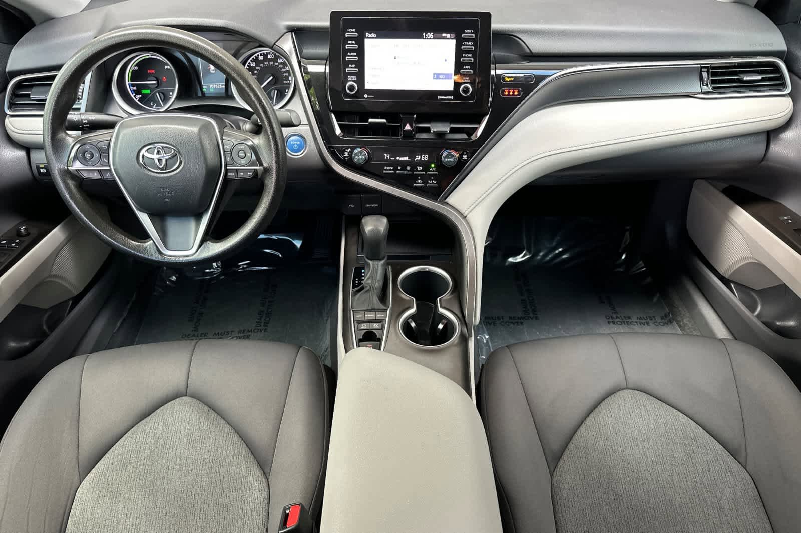 Used 2022 Toyota Camry LE FWD image 3