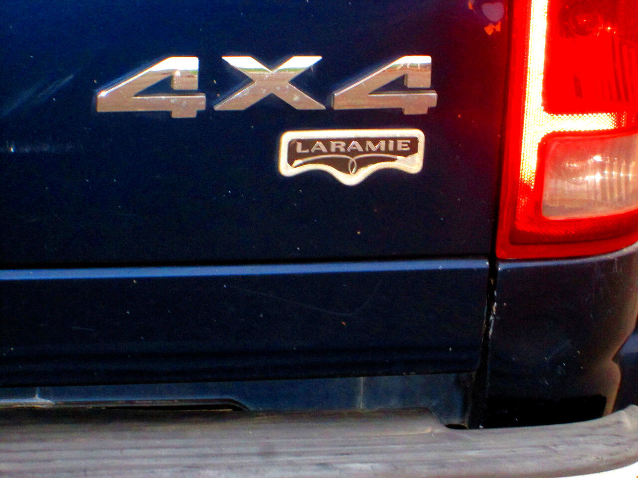 Used 2004 Dodge Ram 3500 Truck SLT w/ Trailer Tow Group image 5