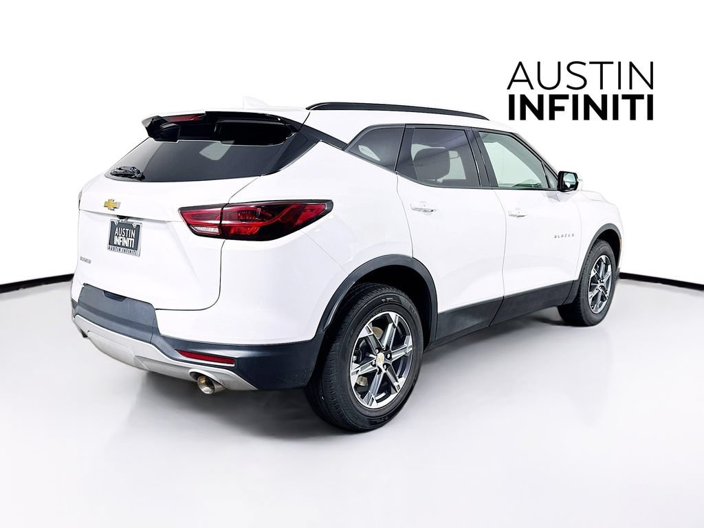 Used 2023 Chevrolet Blazer LT FWD image 7