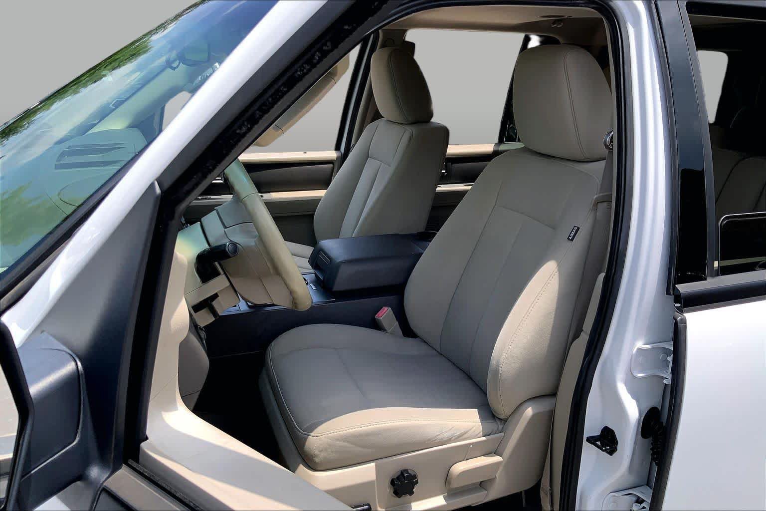 Used 2014 Ford Expedition XLT RWD image 8