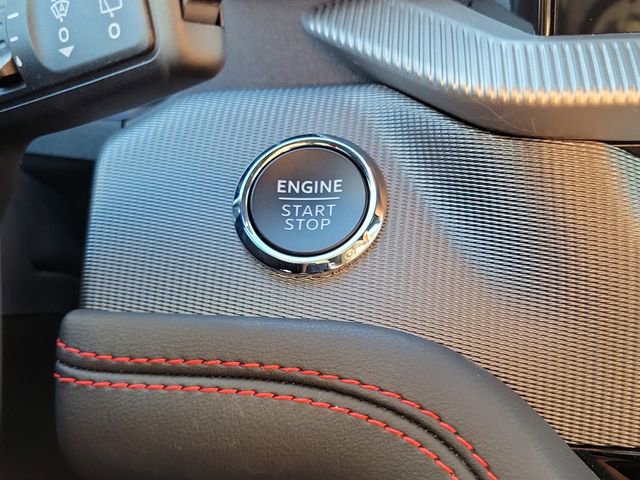 Used 2025 Ford Explorer ST-Line w/ Premium Package image 11