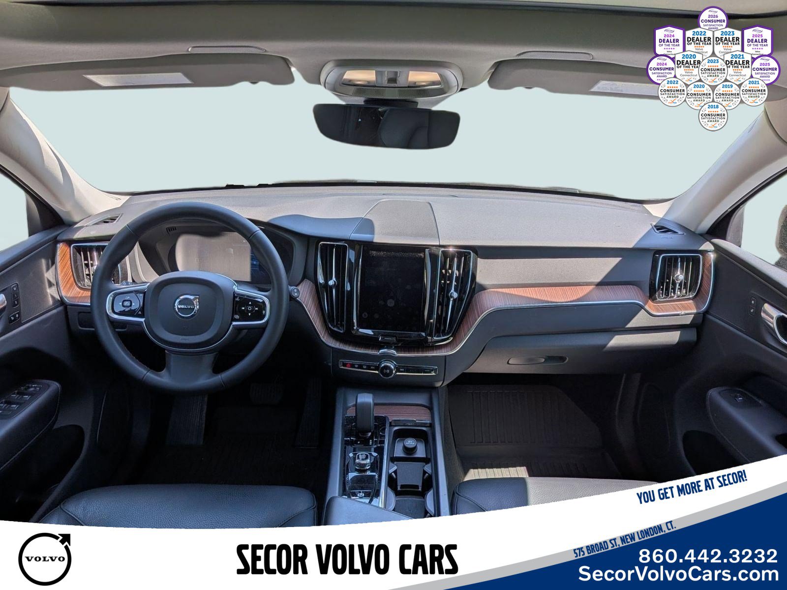 Used 2023 Volvo XC60 B5 Plus w/ Climate Package AWD/4WD image 21
