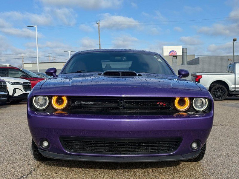 Used 2016 Dodge Challenger R/T Plus image 9