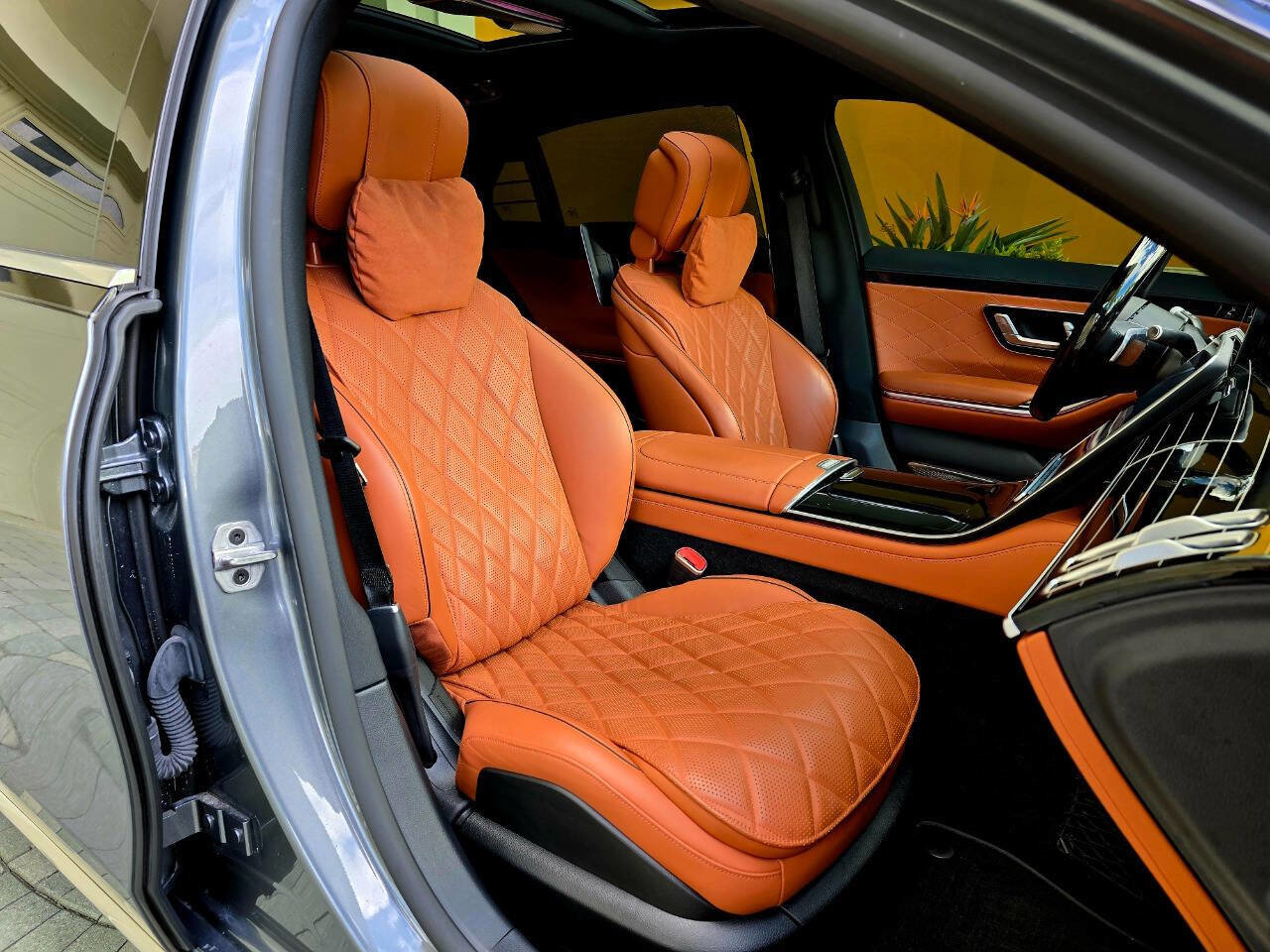 Used 2022 Mercedes-Benz S 580 4MATIC Sedan w/ Rear Seat Package image 80