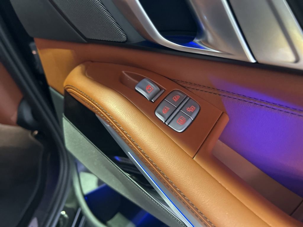 Used 2023 BMW X7 M60i w/ Executive Package image 42