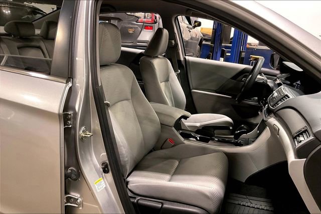 Used 2015 Honda Accord LX image 7