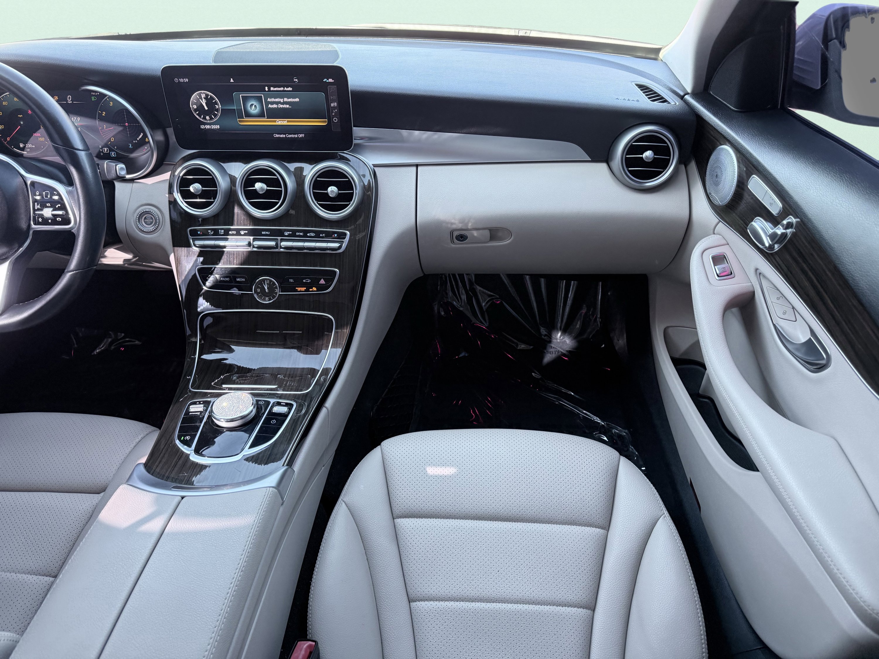 Used 2021 Mercedes-Benz C 300 Sedan image 31