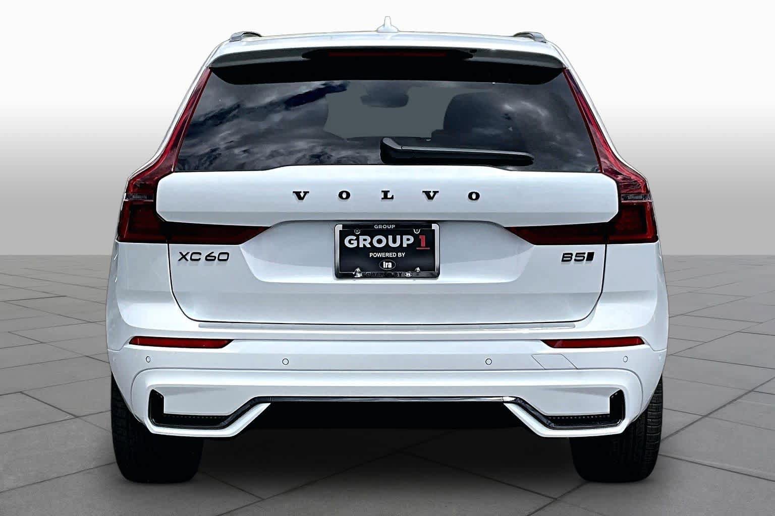 New 2026 Volvo XC60 B5 Ultra w/ Protection Package Premier AWD/4WD image 4