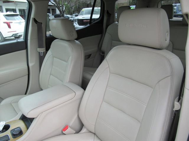 Used 2017 GMC Acadia Denali w/ Technology Package image 17