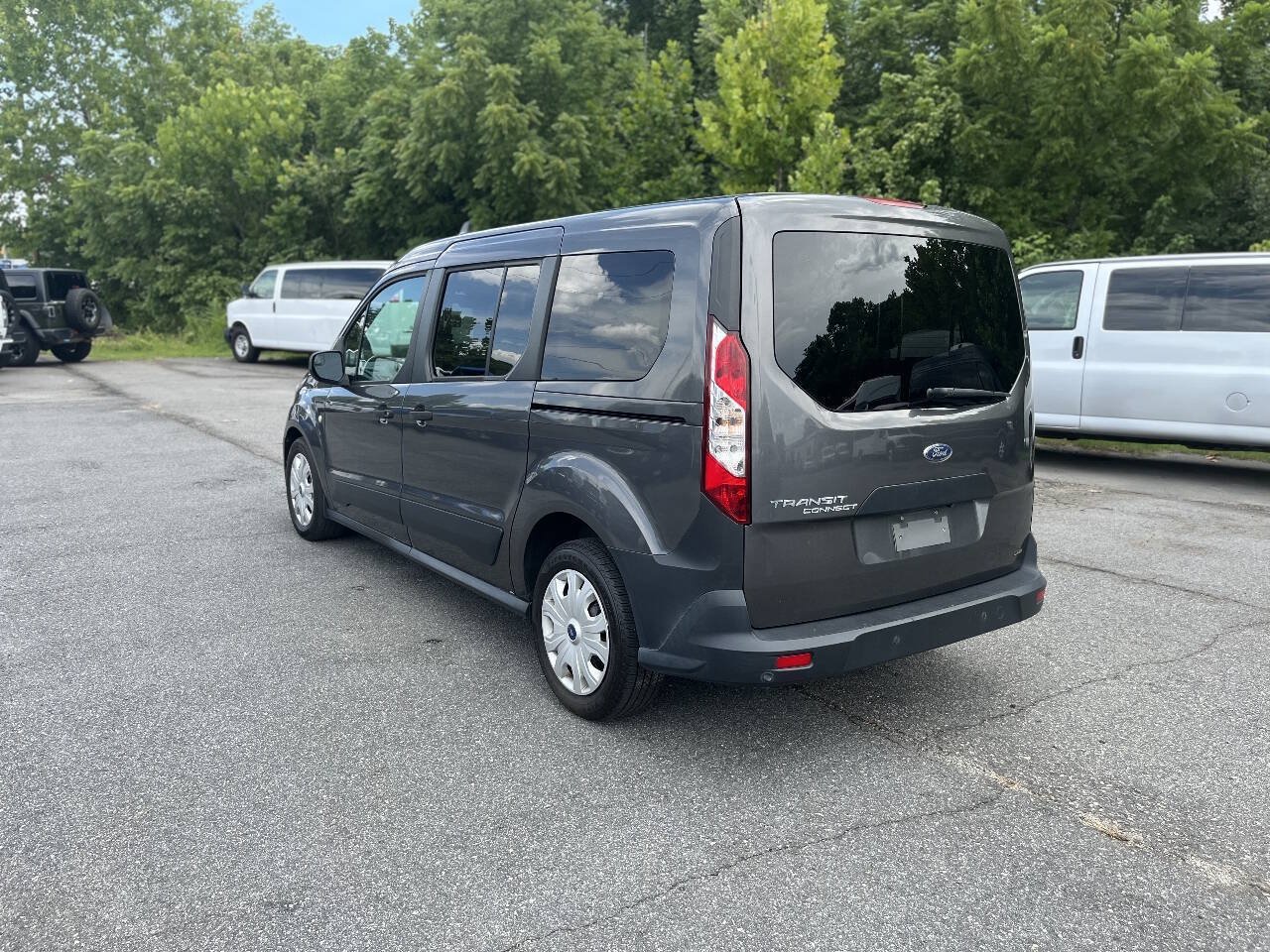 Used 2022 Ford Transit Connect XL FWD image 7