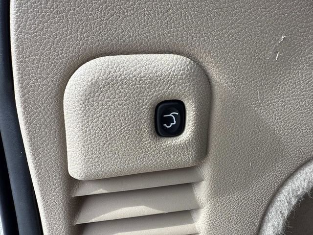 Used 2018 Jeep Grand Cherokee Overland image 34