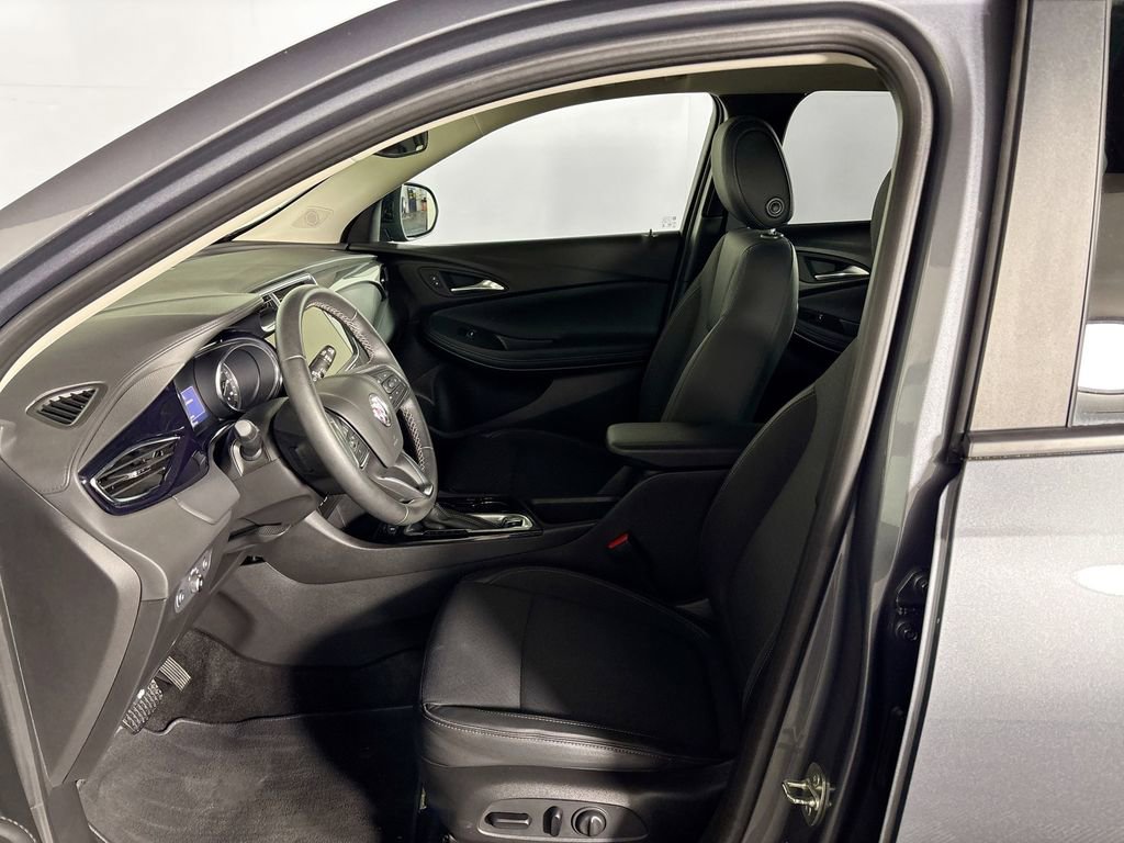 Used 2022 Buick Encore GX Select w/ Experience Buick Package AWD/4WD image 11