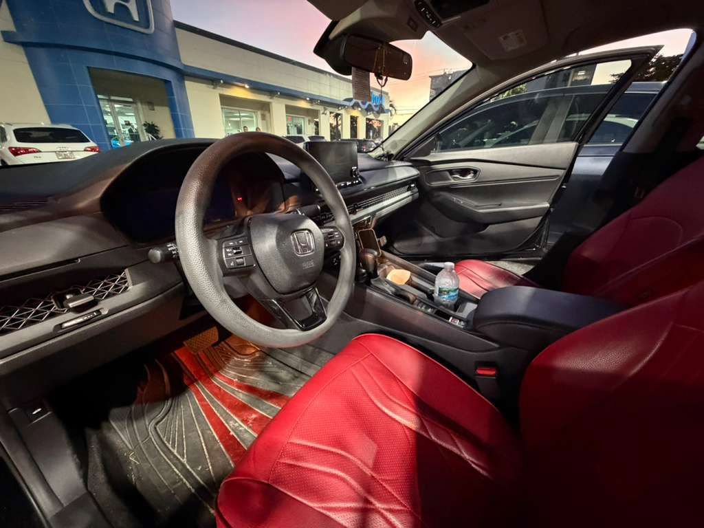 Used 2024 Honda Accord EX image 11