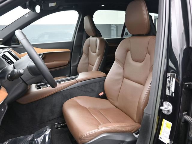 Used 2023 Volvo XC90 B6 Plus w/ Protection Package Premier image 9