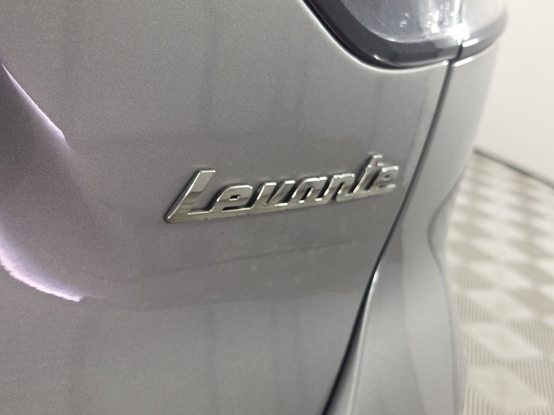 Used 2022 Maserati Levante Modena AWD/4WD image 11