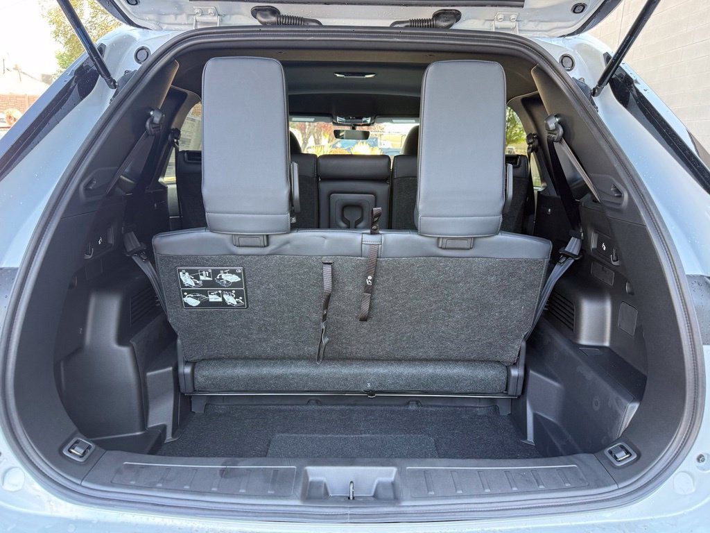 New 2026 Mitsubishi Outlander LE AWD/4WD image 28