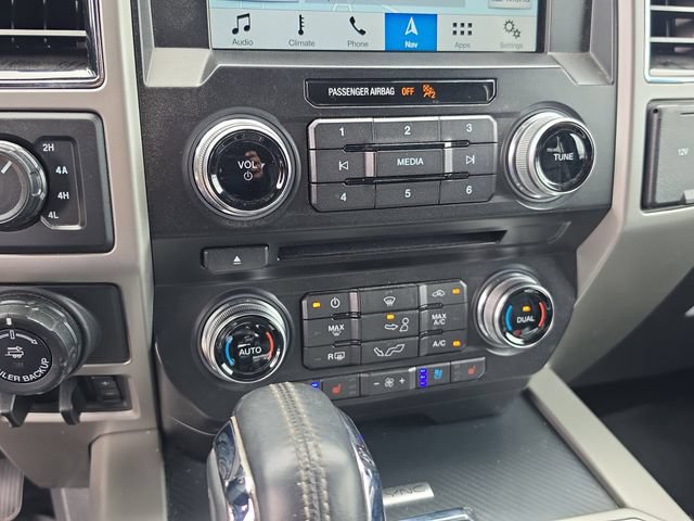 Used 2018 Ford F150 Lariat w/ Equipment Group 502A Luxury AWD/4WD image 26