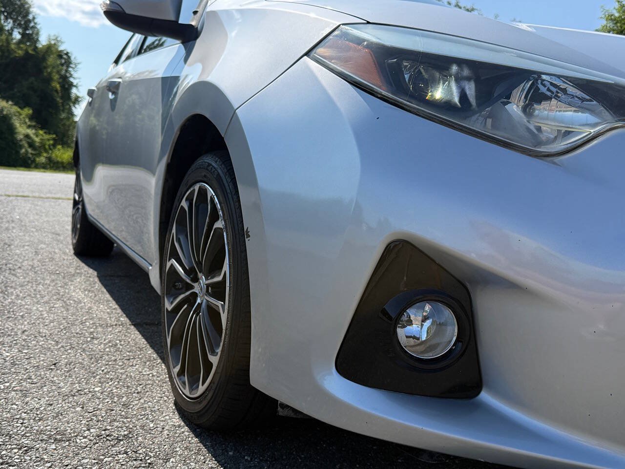 Used 2015 Toyota Corolla S FWD image 7