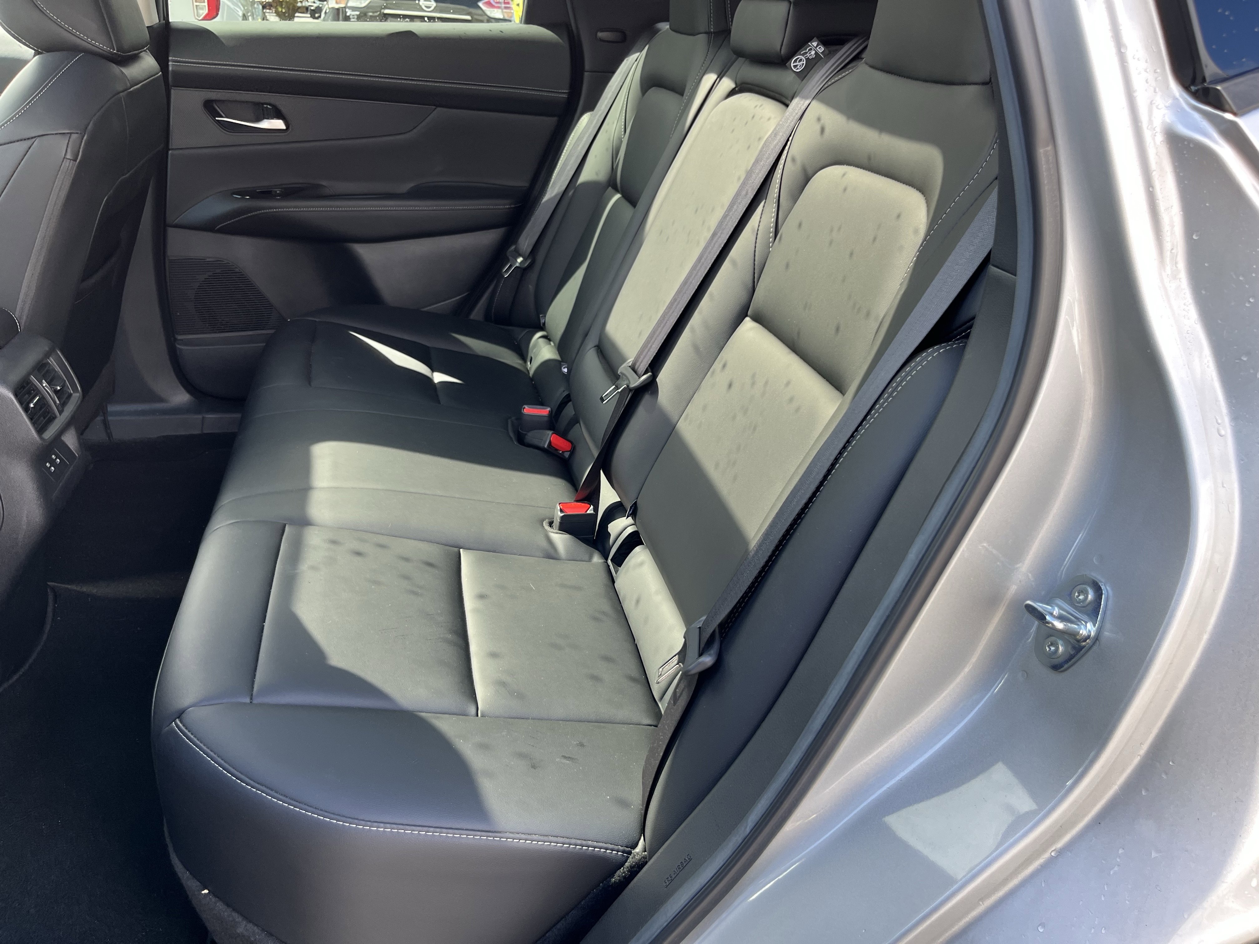 Used 2025 Nissan Murano SL AWD/4WD image 13
