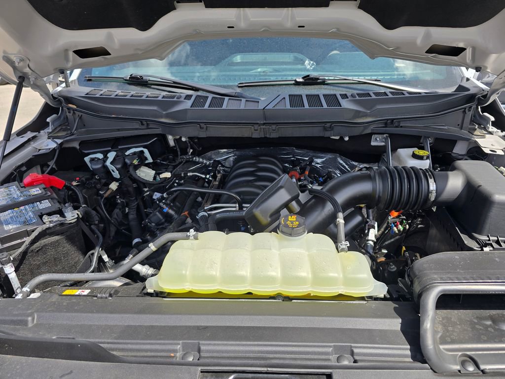 Used 2025 Ford F150 Lariat w/ FX4 Off-Road Package image 14