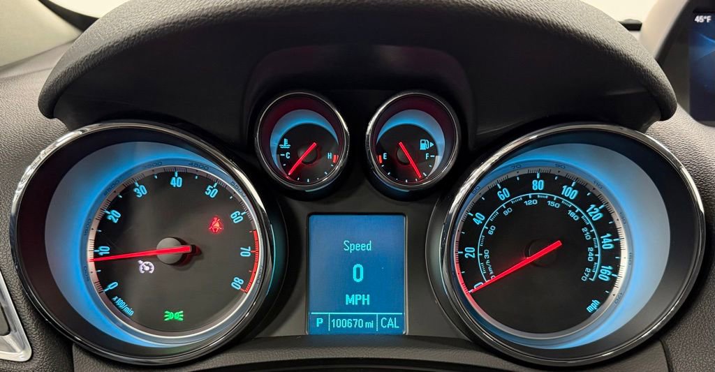 Used 2014 Buick Encore Leather image 17