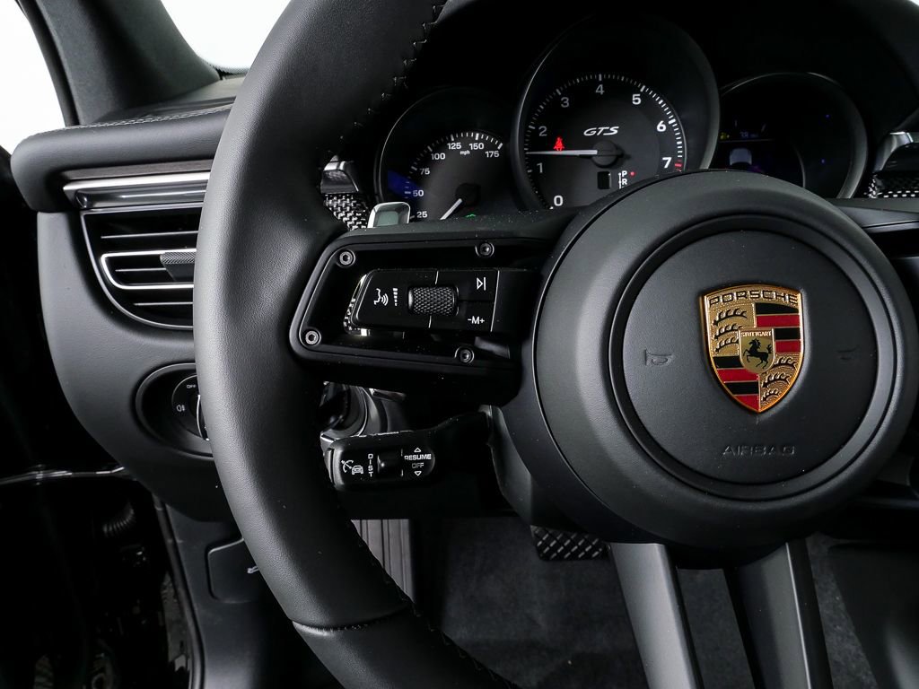 New 2026 Porsche Macan GTS image 10
